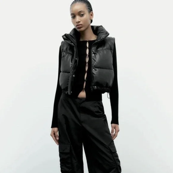 Zara Black Puffer Vest - Picture 4 of 9